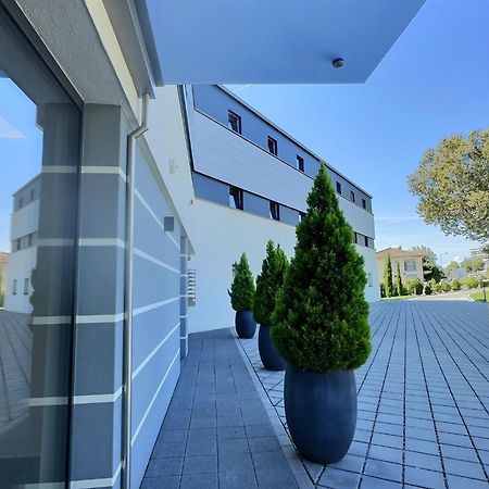 Attica Residences, Lausanne Saint Sulpice  Bagian luar foto