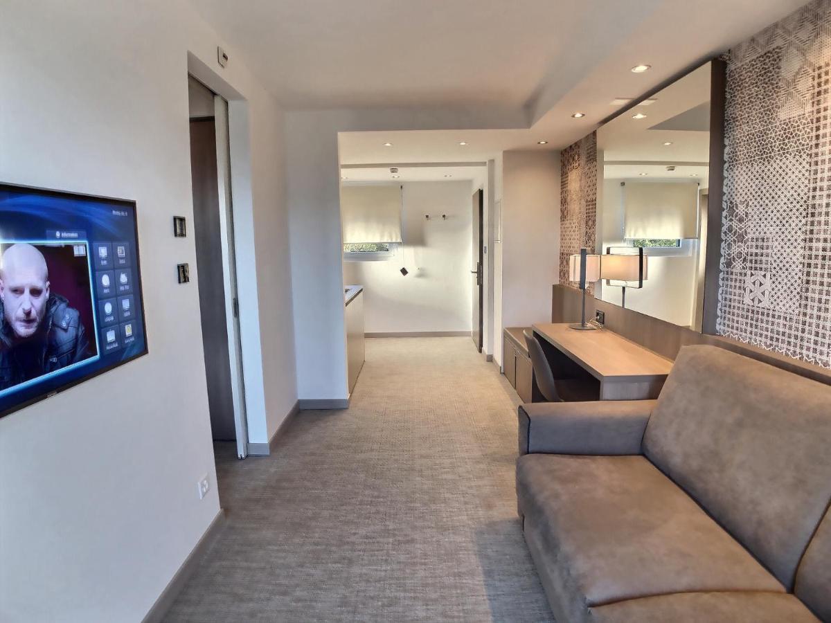 Attica Residences, Lausanne Saint Sulpice  Bagian luar foto
