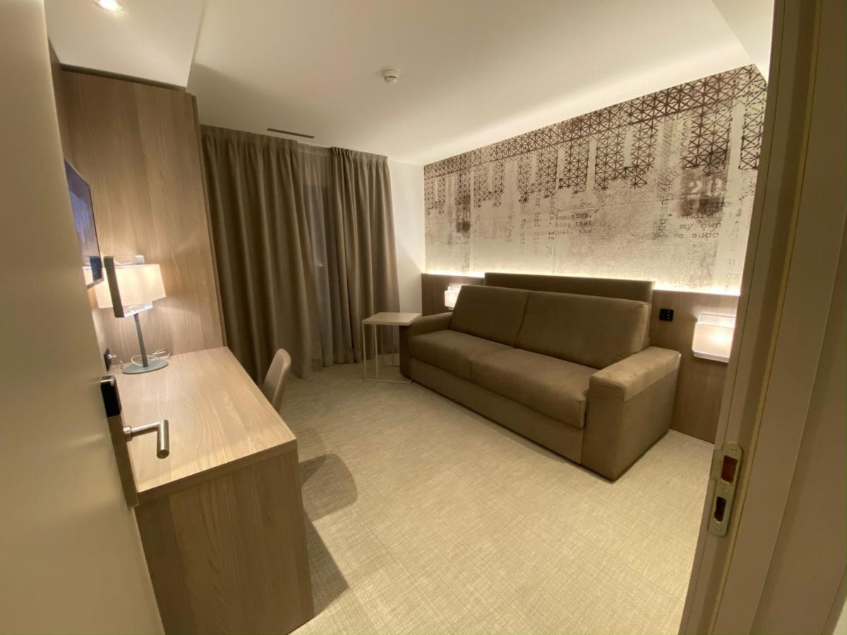 Attica Residences, Lausanne Saint Sulpice  Bagian luar foto