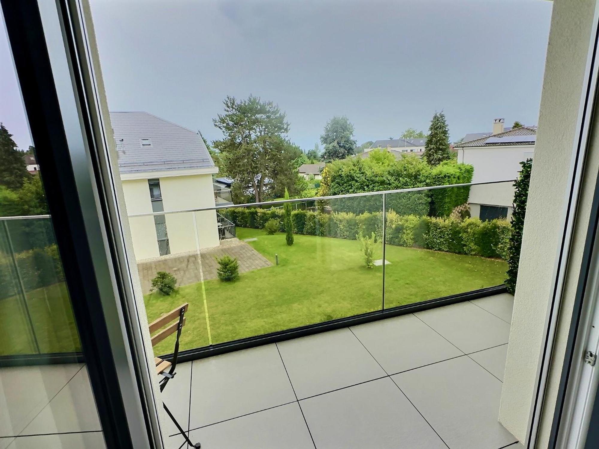 Attica Residences, Lausanne Saint Sulpice  Bagian luar foto